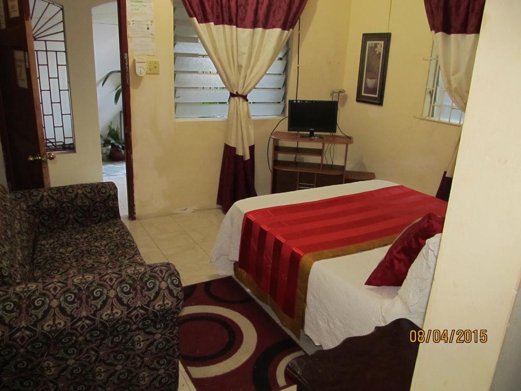 Barefoot Guest House Belfast Exterior photo