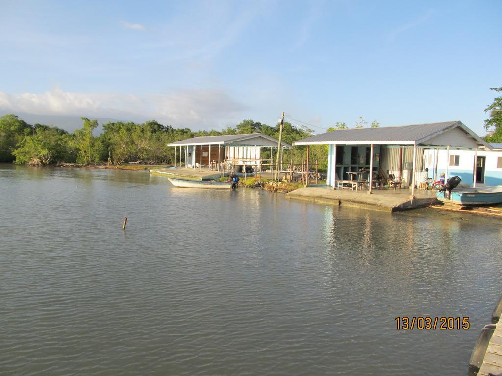 Barefoot Guest House Belfast Exterior photo