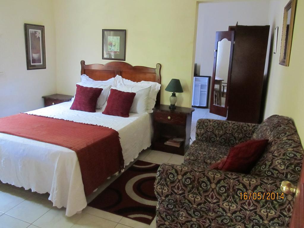 Barefoot Guest House Belfast Room photo