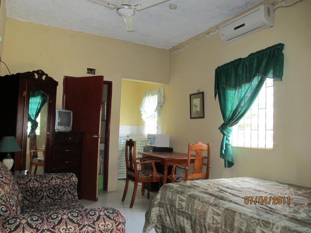 Barefoot Guest House Belfast Room photo